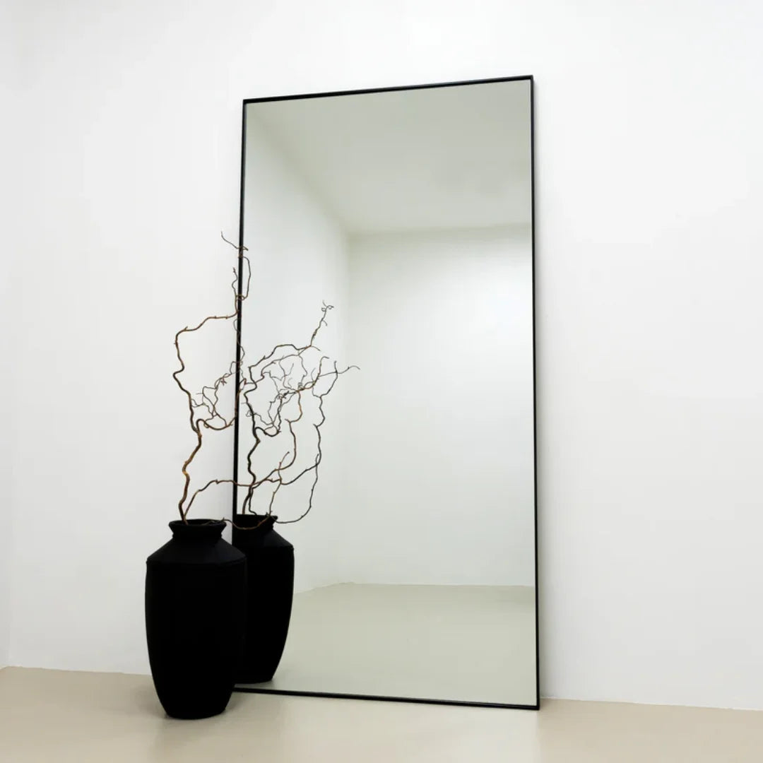 Theo - Großer freistehender Industrie-Metallspiegel, schwarz, 200x100 cm