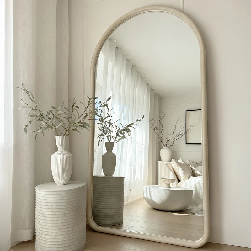 Bogenspiegel Amora Stehend Betonoptik 190 cm x 100 cm