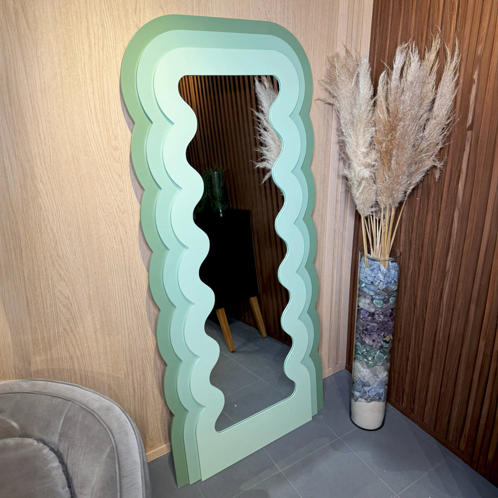 Wavvy Wellen-Spiegel Grün 180x80cm